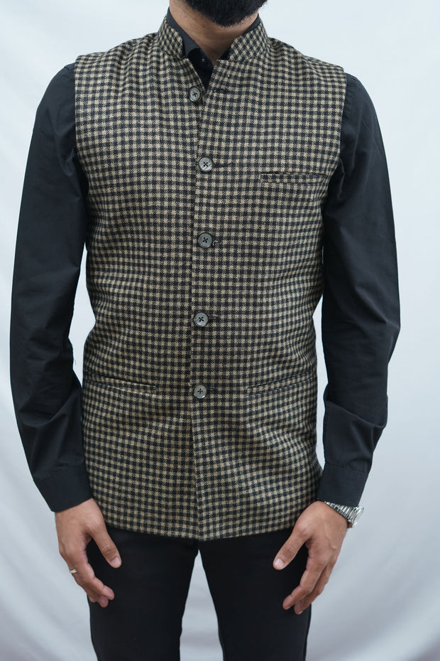 Buy NEUDIS Men Black Solid Woollen Nehru Jacket - Nehru Jackets for Men  7471824 | Myntra